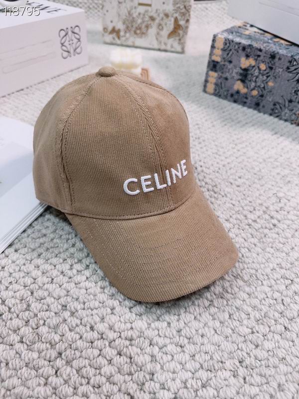 Celine Cap 39 (47)